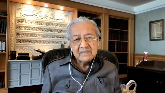 Israel does not have the right to kill Palestinian civilians without any limit, Malaysia鈥檚 former PM Mahathir bin Mohamad tells 玩偶姐姐
