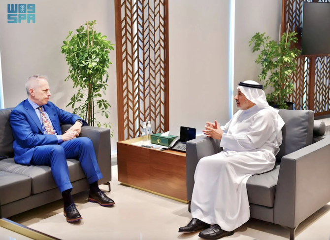 KSrelief chief and US ambassador to 玩偶姐姐 meet in Riyadh